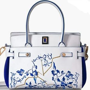 Luana Italy Margherita embroidered handbag